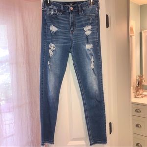 Hollister Crop High Rise Jeans